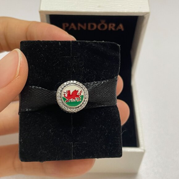 Pandora Wales Flag Exclusive Bead Charm - Picture 1 of 5